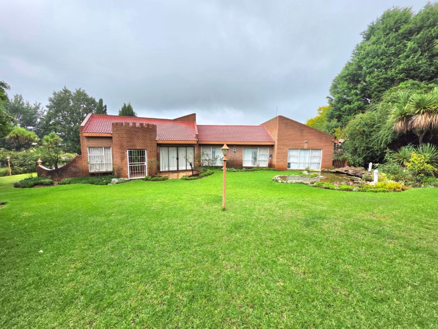 To Let 4 Bedroom Property for Rent in Reitz Free State